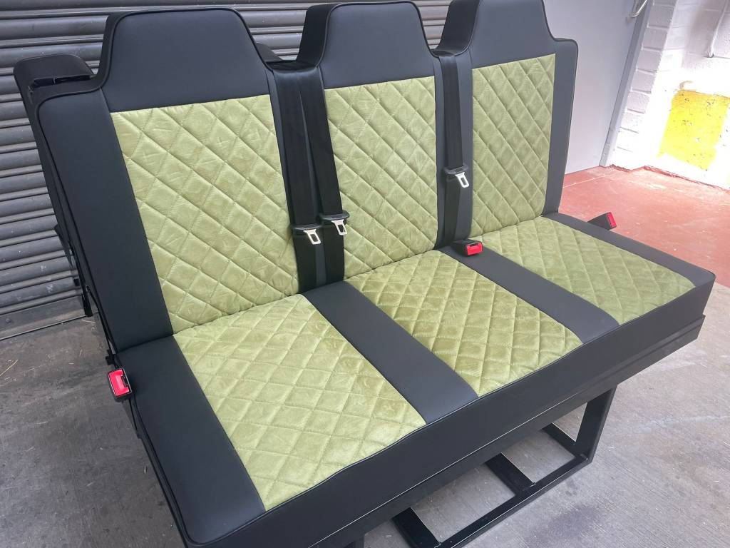Lusso Campers Rock & Roll Beds
