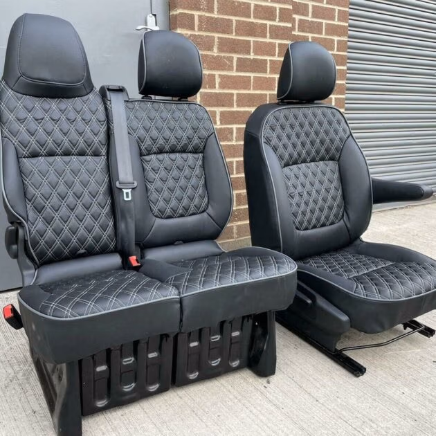 2014 - 2019 Renault Trafic Rock & Roll Bed Seatbelts & 2+1 Matching Front Seats