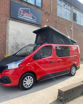 Pop Top Conerted Capmervan outsite Lusso Campers