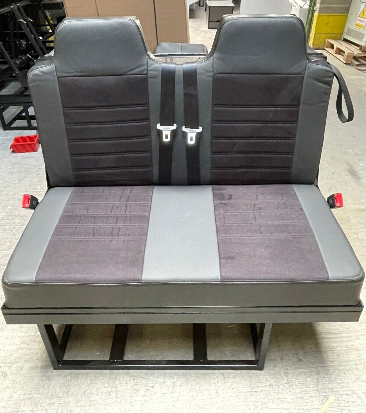 3/4 4PC Rock & Roll Bed. VW T4 T5 T6 Transit Vivaro Trafic Campervan (Alcantra)