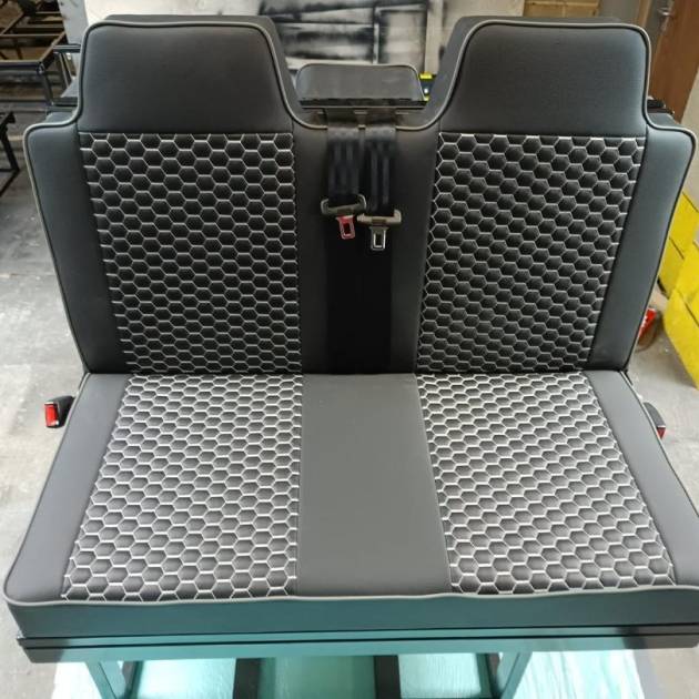 Rock N & Roll Bed VW T4 T5 T6 Transit Vivaro Trafic Seatbelt Honeycomb Material