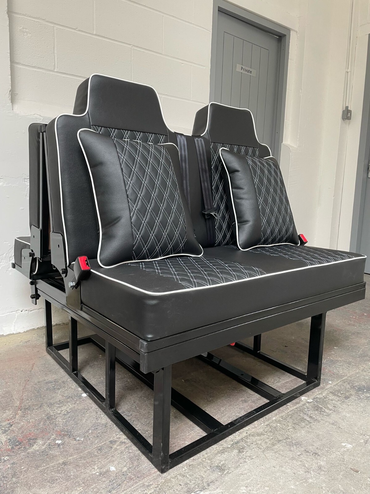 Standard 3/4 4PC Rock & Roll Bed. VW T5 T6 Custom Vivaro Trafic Campervan (DDW)