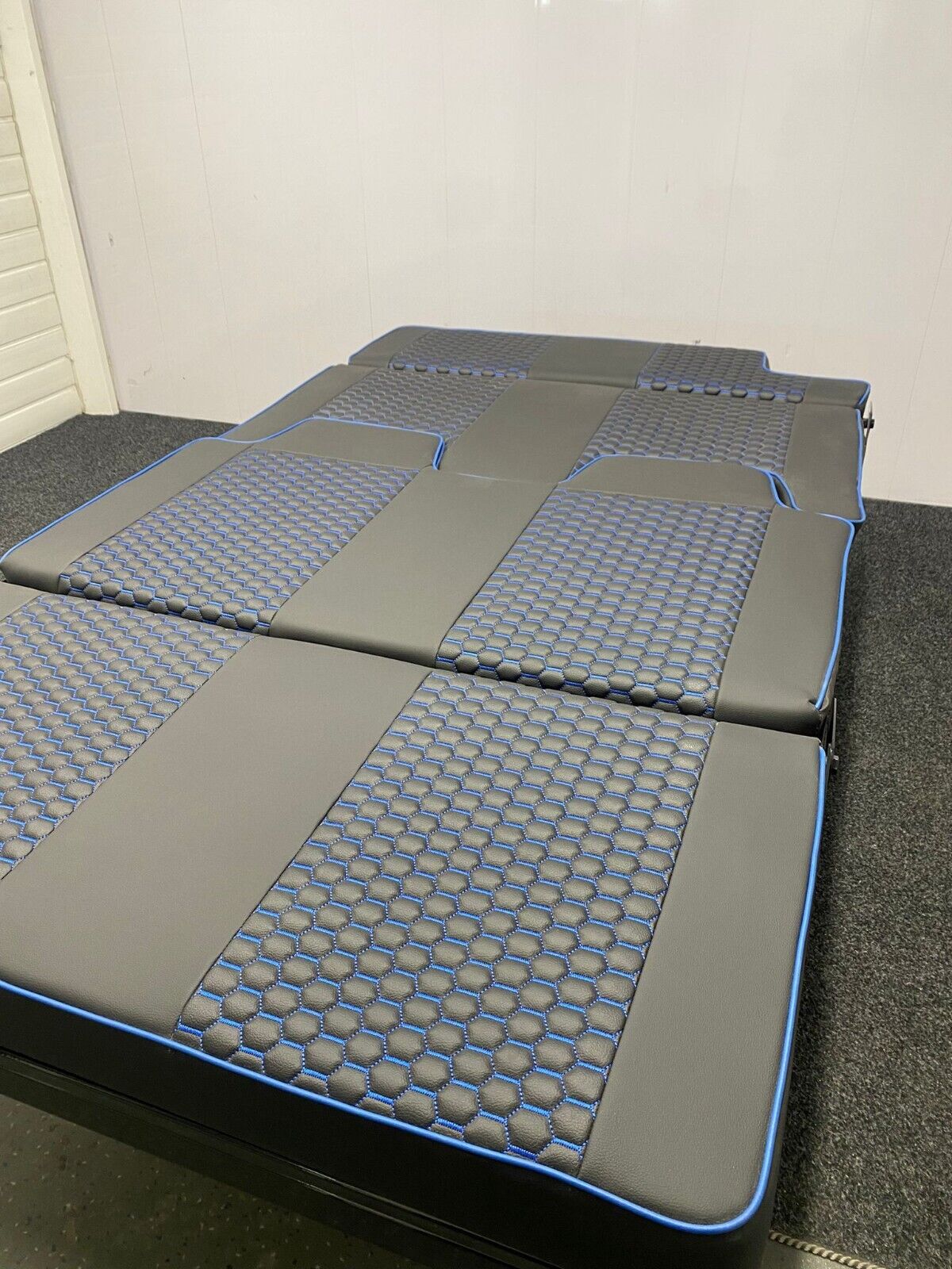3/4 4PC Rock & Roll Bed. VW T4 T5 T6 Custom Vivaro Trafic Campervan (H Blue) - Image 8