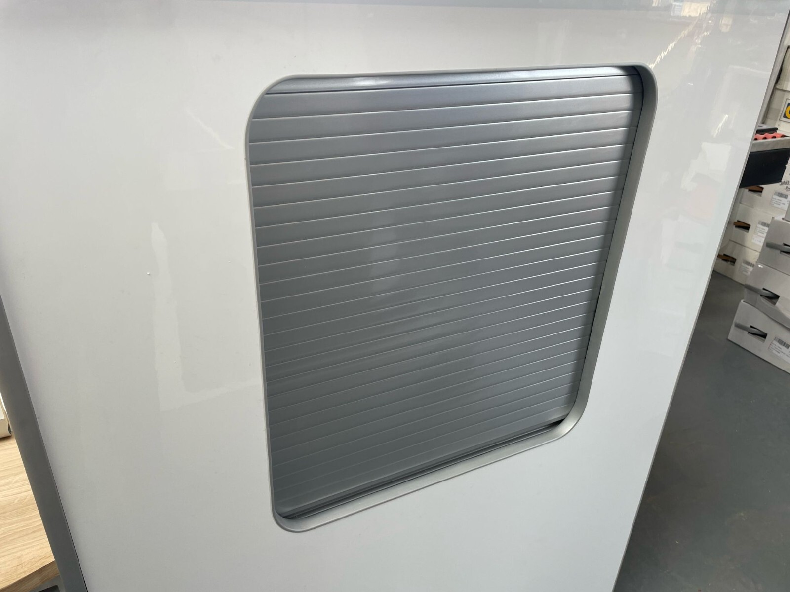 Assembled Furniture (Gloss White, Oak) SWB - T4/T5/T6 Vivaro Custom Trafic - Image 17