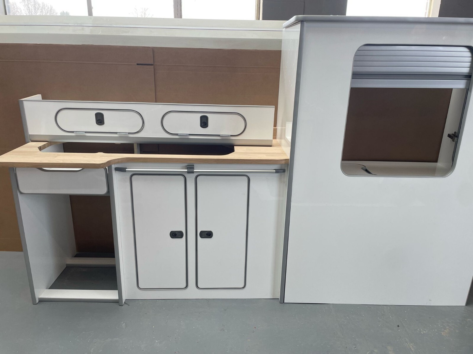 Assembled Furniture (Gloss White, Oak) SWB - T4/T5/T6 Vivaro Custom Trafic - Image 22