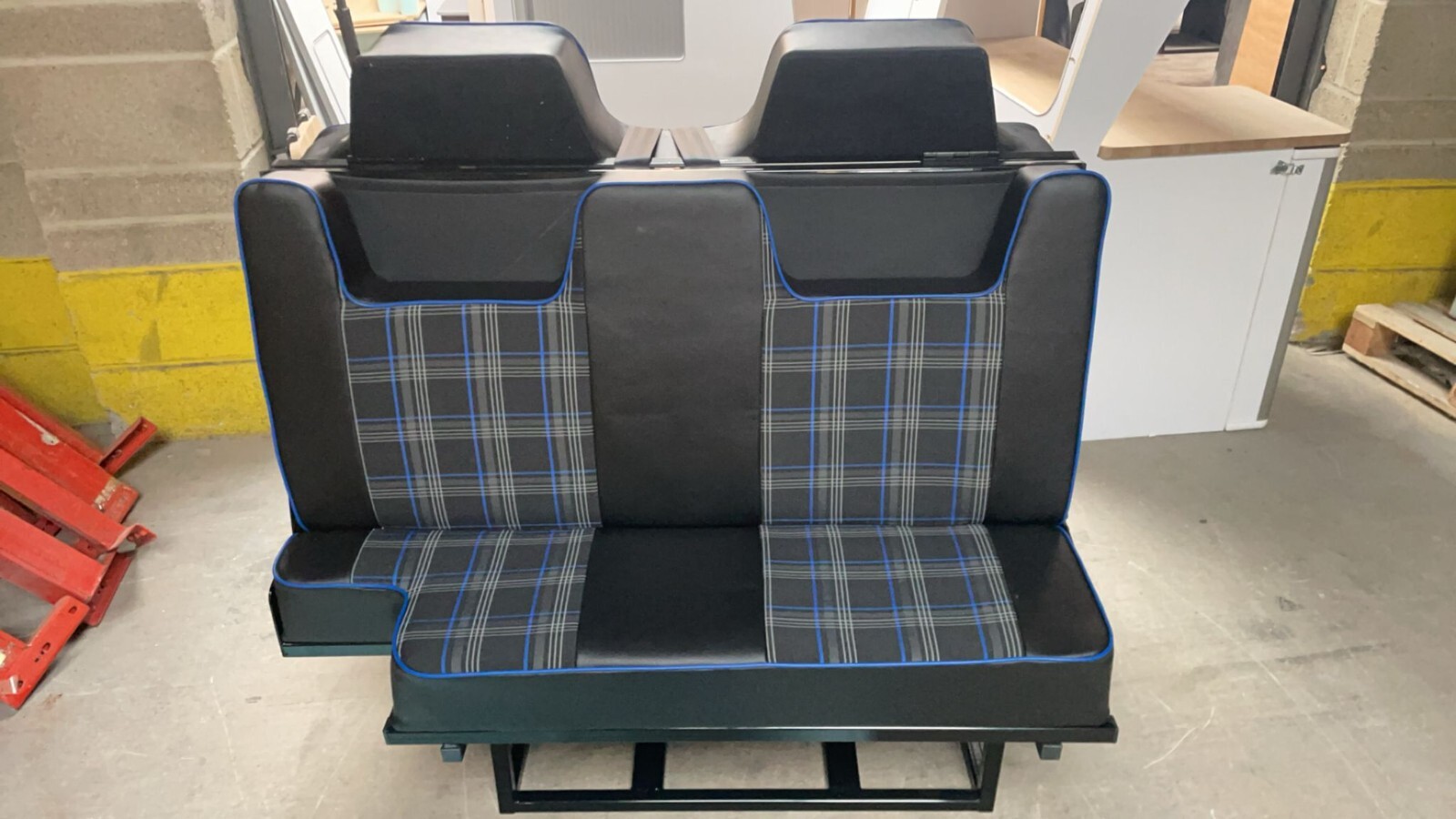 3/4 4PC Rock & Roll Bed. VW T4 T5 T6 Custom Vivaro Trafic Campervan (GTI Blue) - Image 7