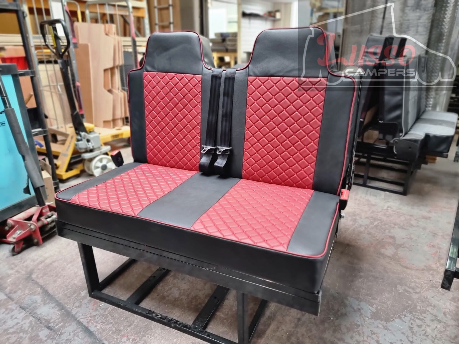 3/4 Rock & Roll Bed VW T4 T5 T6 Transit Vivaro Seatbelts Gas Strut Maroon& Black - Image 4