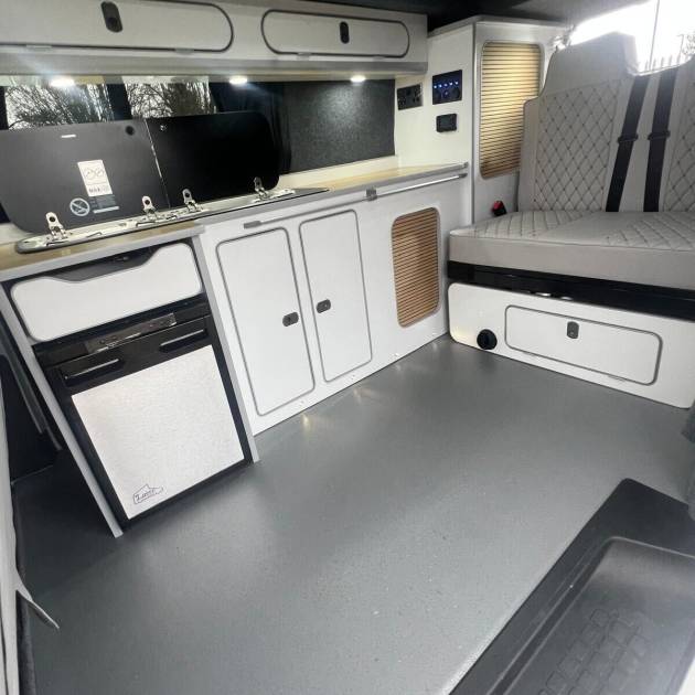FULL Van CONVERSION Vivaro Proace Despatch 2019 onward Campervan 4 BERTH 5 seats