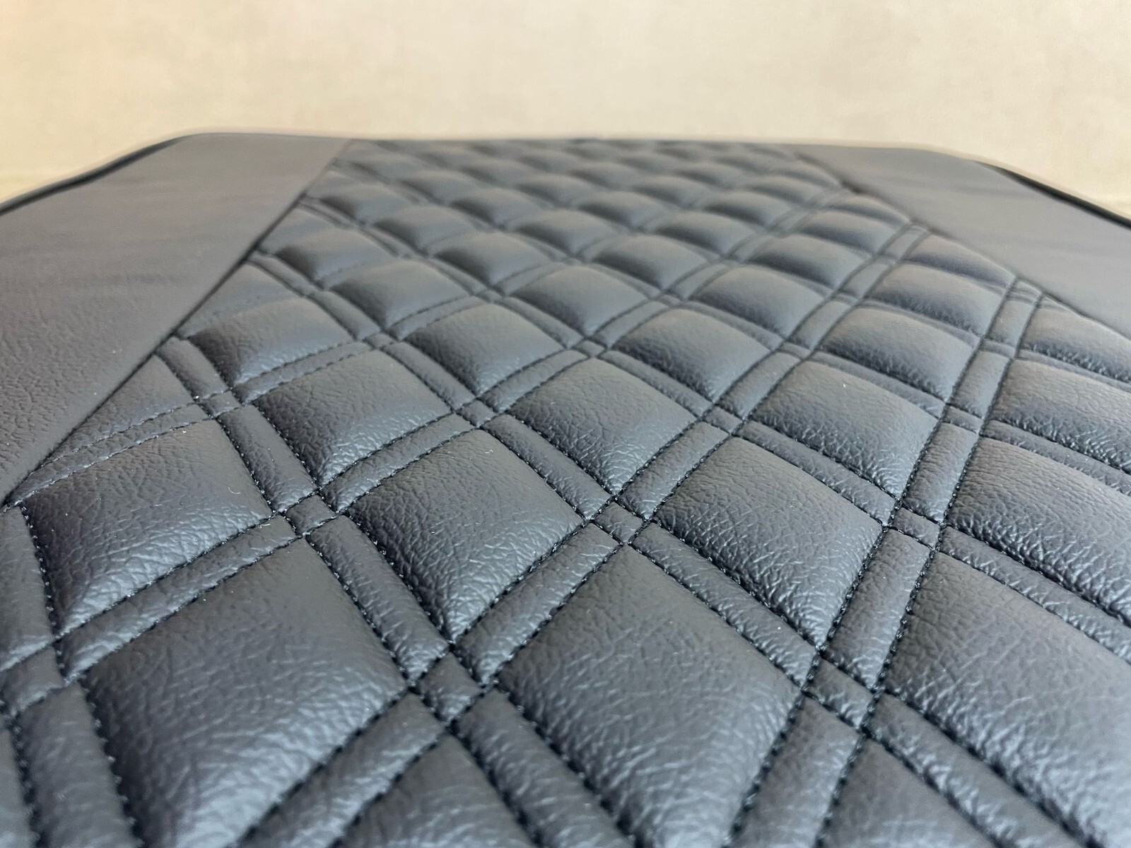 Potti Cushion for Thetford Porta Potti Box (47cm x 50cm) Double Diamond Black - Image 6