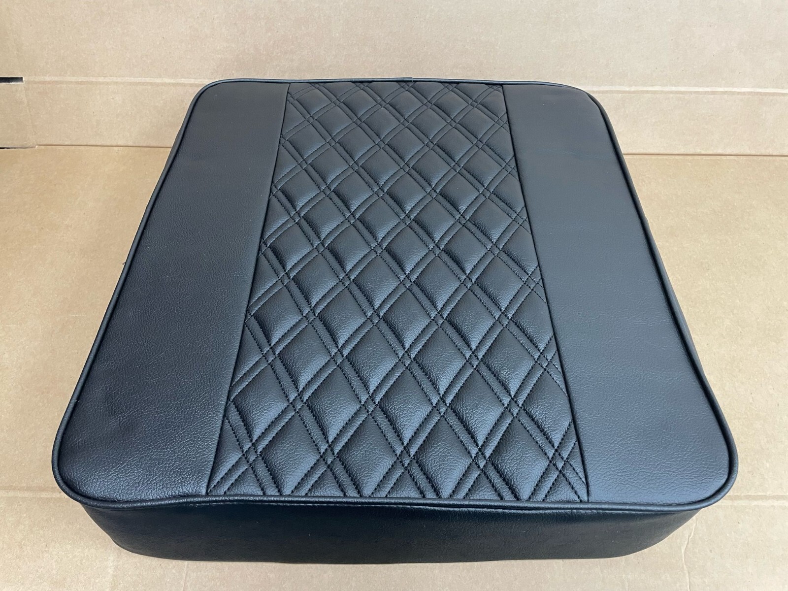 Potti Cushion for Thetford Porta Potti Box (47cm x 50cm) Double Diamond Black - Image 9