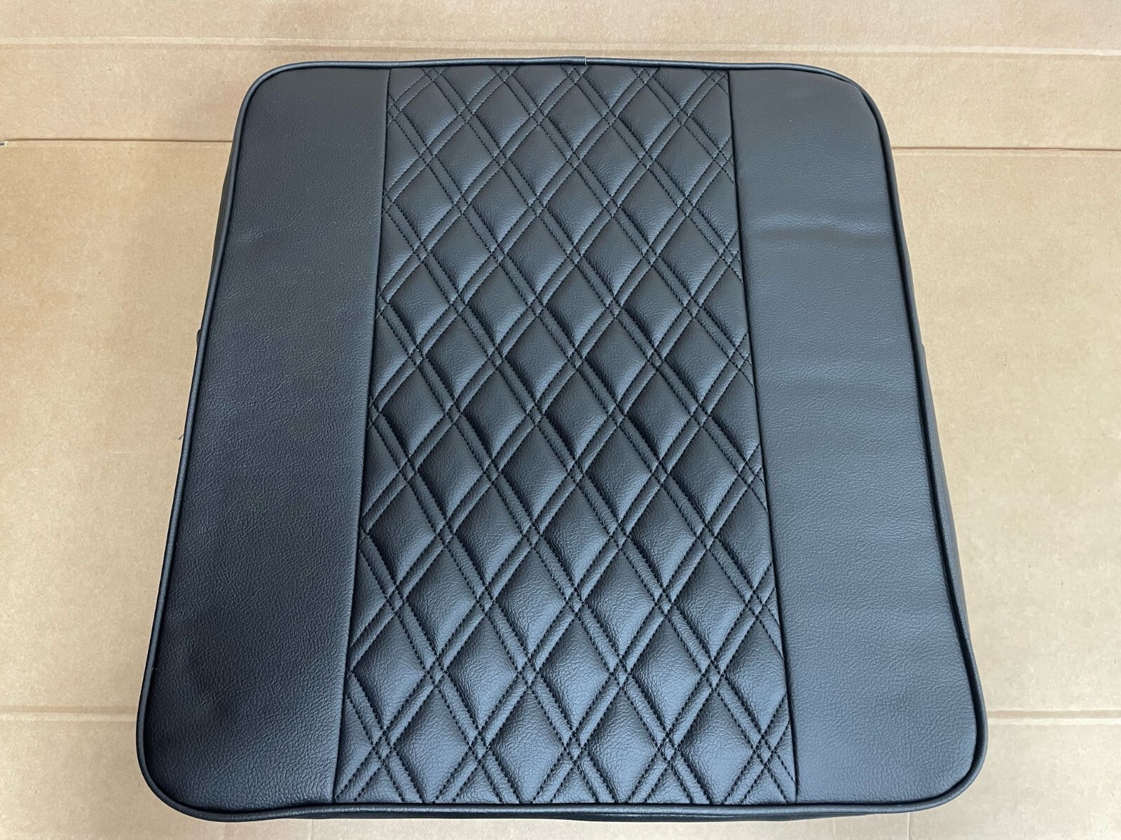 Potti Cushion for Thetford Porta Potti Box (47cm x 50cm) Double Diamond Black - Image 10