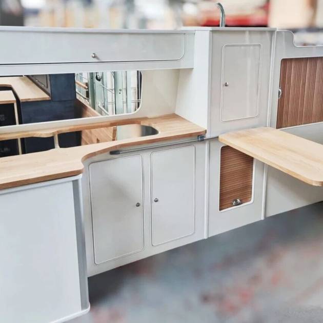 Beautiful White Gloss with Silver Trim Oak Top LWB Kitchen Unit Camper Van VW T5