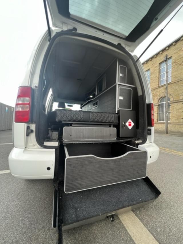 Lusso Campers - Caddy Maxi Assembled Furniture Kit & Rock & Roll Bed Bundle - Image 9