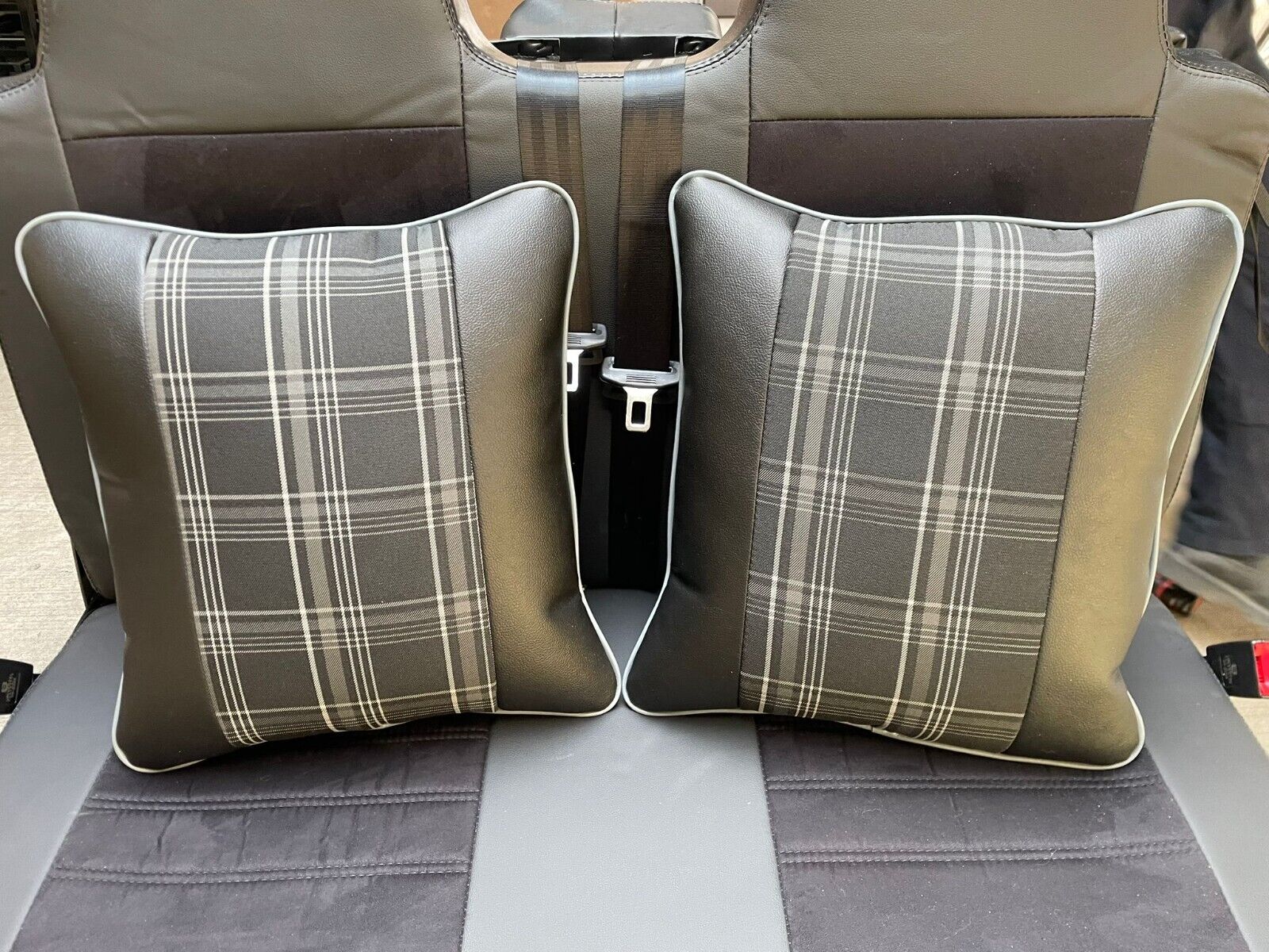 2x Scatter Cushions for Rock & Roll Beds (45cm x 45cm) GTI Tartan Grey