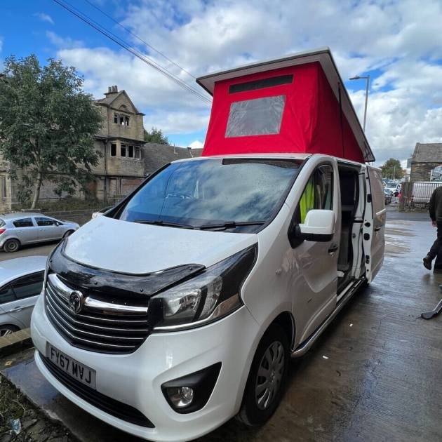 New Vivaro Poptop Popup Roof Campervan Motorhome Supply& 1 Day Fit in Stock