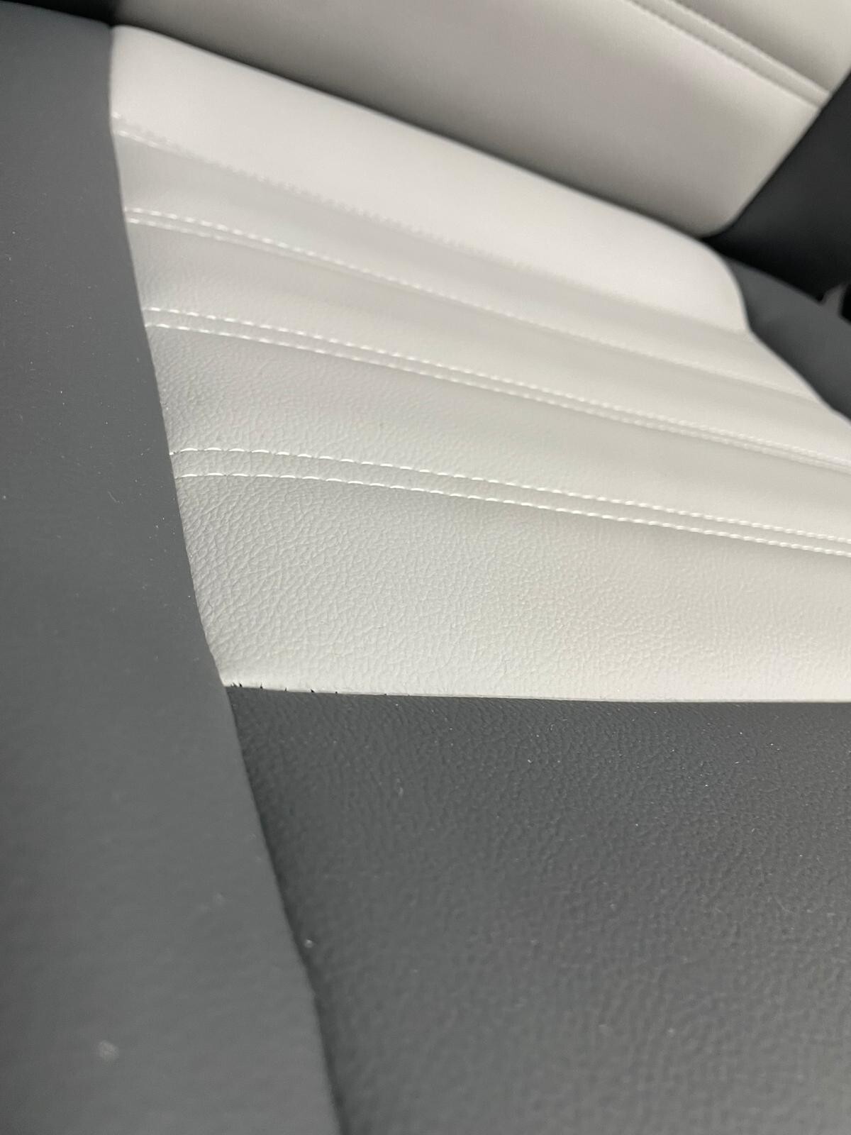 VW T5 T6, Vivaro, Custom Trafic. New 2+1 Front Seat Upholstering - Light Grey - Image 18