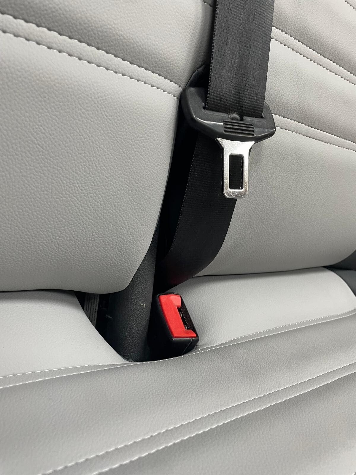VW T5 T6, Vivaro, Custom Trafic. New 2+1 Front Seat Upholstering - Light Grey - Image 7